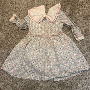 La Coqueta Plaid Dress with Floral Design